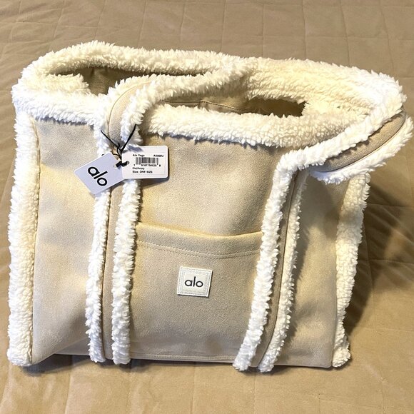 WINTERFUN TOTE BAG Oat/Ivory *NEW* w/tags RARE - Picture 3 of 9